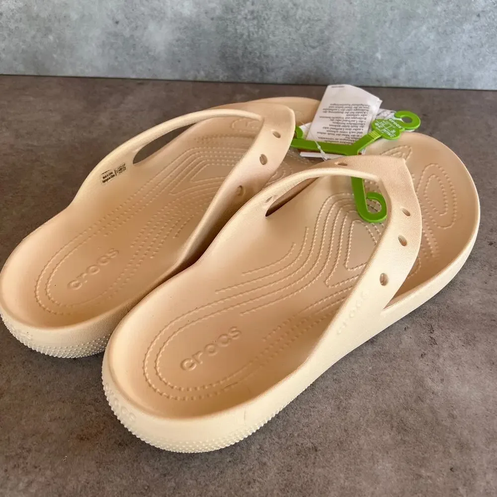 Crocs classic flip v2 Cream NEW mens size 12 flipflop thong sandals comfort NWT